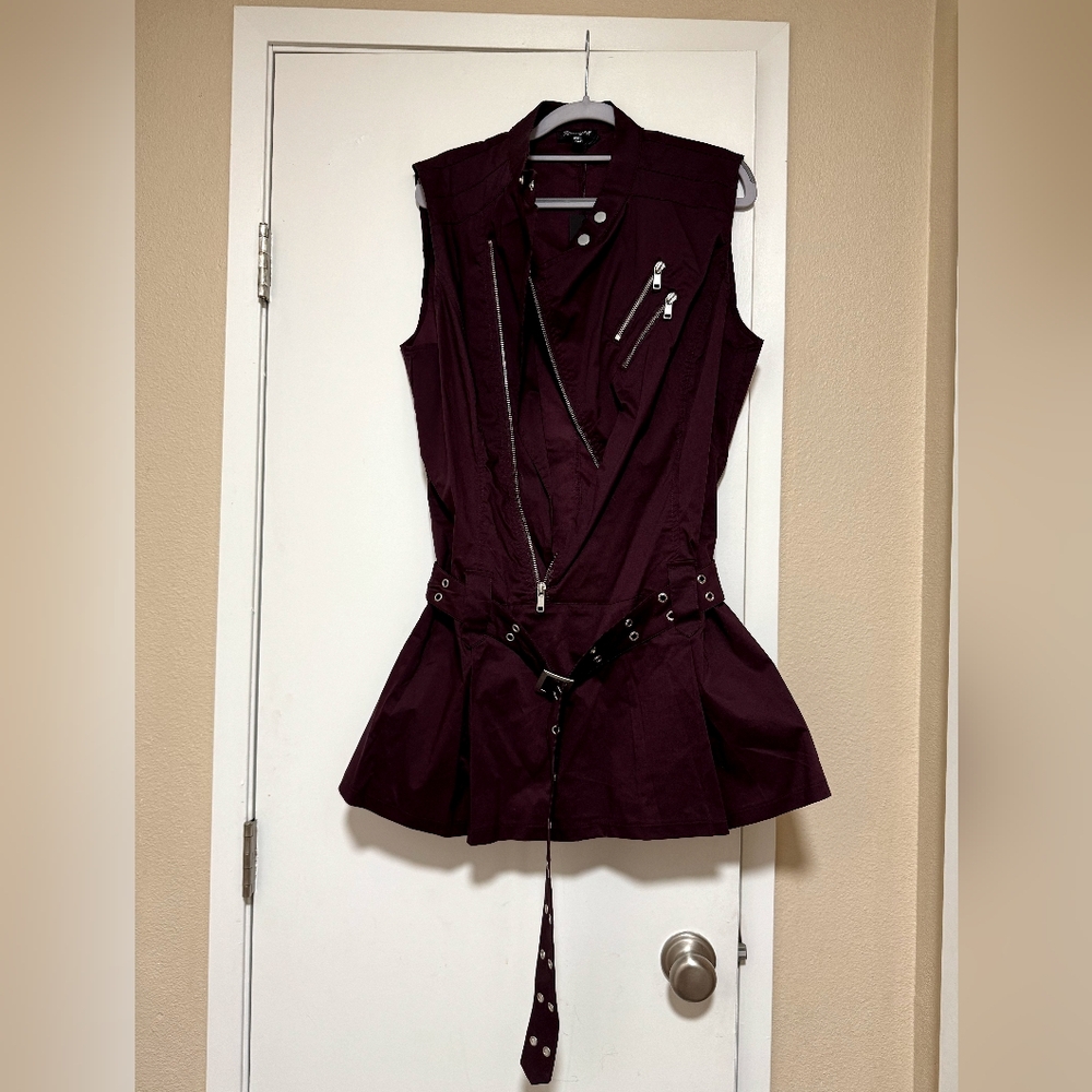 Stylish Purple/Plum Sleeveless Mini Dress with Belt